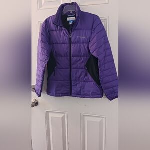 ****Columbia Vibrant Purple Quilted Jacket With Black Side Inserts Size Mrdium